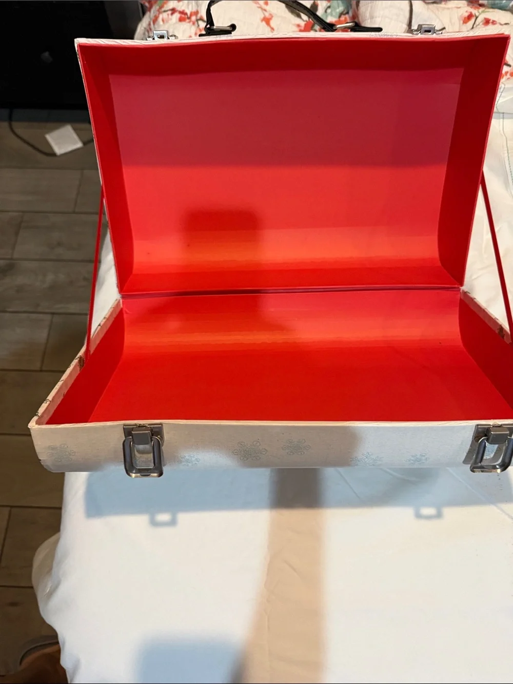 Holiday Camper Decorative Storage Box - Red & Green